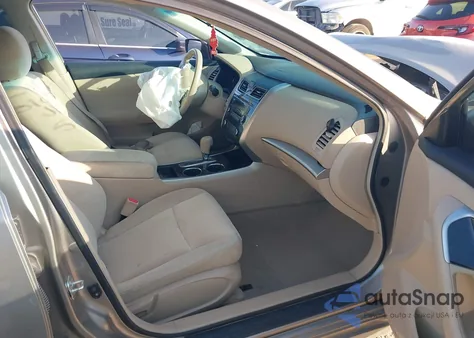 2013 Nissan Altima 2.5 S from USA, damaged, VIN 1N4AL3AP0DN580518